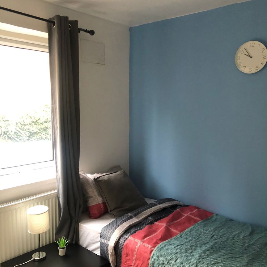 RM3 Alpha Grove| Isle of Dogs | London | E14 8PG - Photo 1