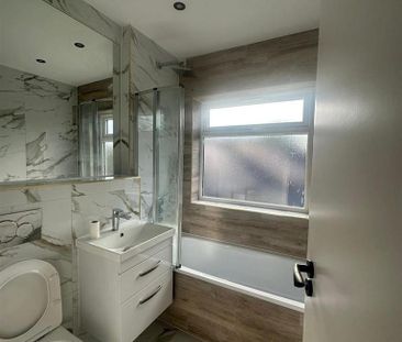 4 bedroom house to rent - Photo 5