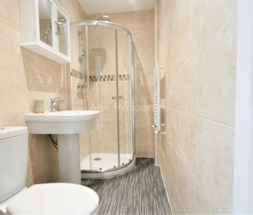 1 bedroom in a house share to rent - Photo 6