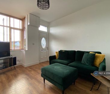 2 bedroom terraced house to rent - Photo 1