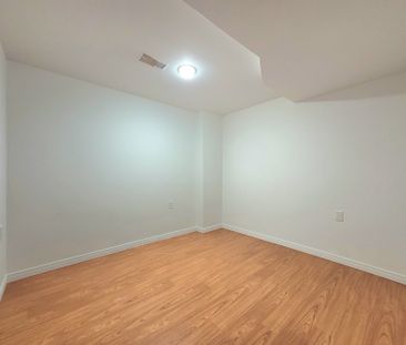 For Lease - 24 Blazing Star Drive Unit# basement, Brampton, Ontario - Photo 5