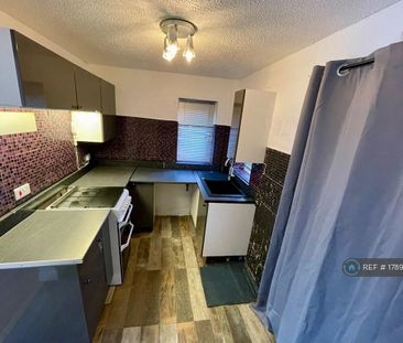 2 bedroom semi-detached house to rent - Photo 4