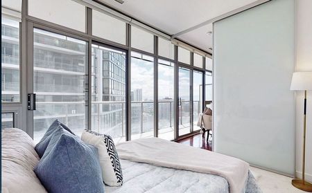 For Lease - 33 Charles Street Unit# 2401, Toronto, Ontario - Photo 5