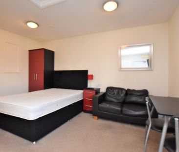 apartment to rent The Old Bell, Pines Hill, Stansted, CM24 - Photo 2