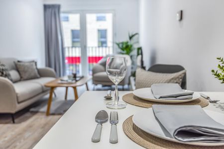 3 bedroom apartment to rent - Photo 2