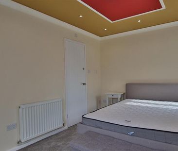 1 bedroom property to rent - Photo 3
