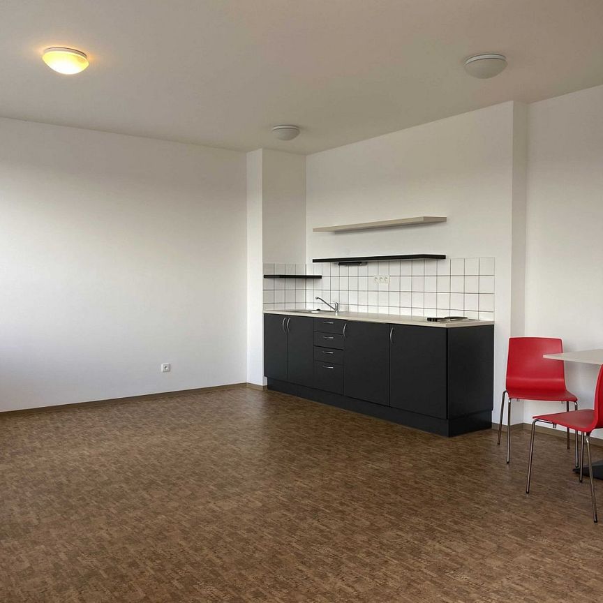 Pronájem bytu 2+kk 38 m² - Photo 1