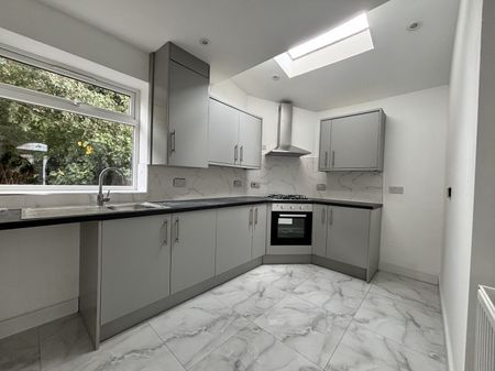 Bankfield Road, Tipton, DY4 - Photo 3