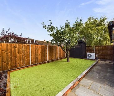 3 bedroom detached bungalow to rent - Photo 6