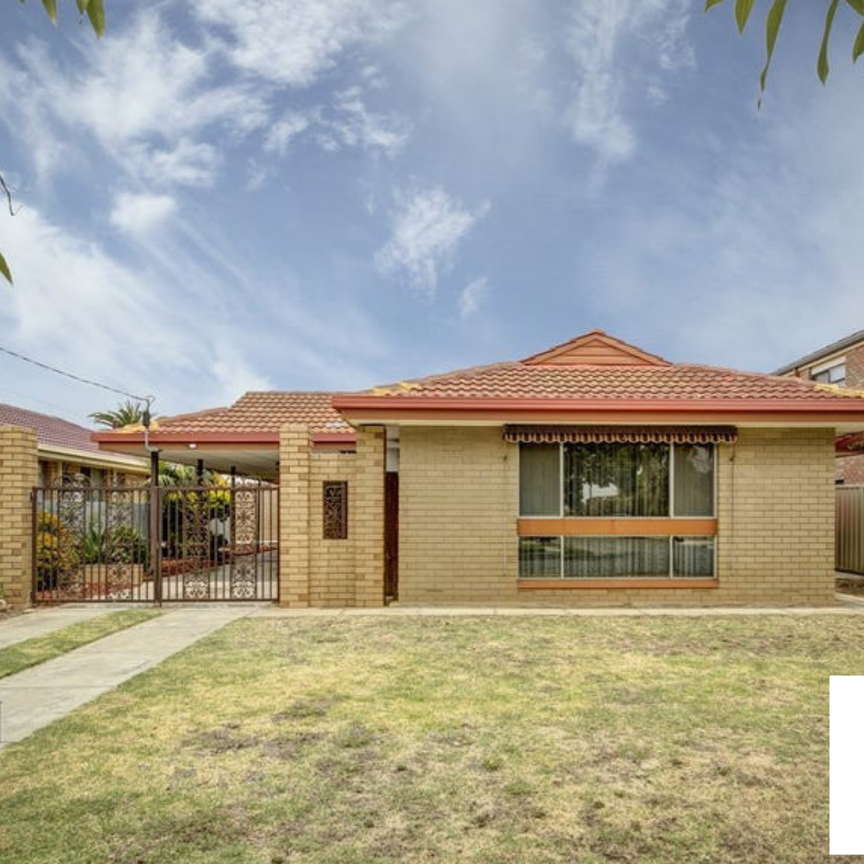 Co-Living Opportunity – 2 Bedrooms Available - Photo 1