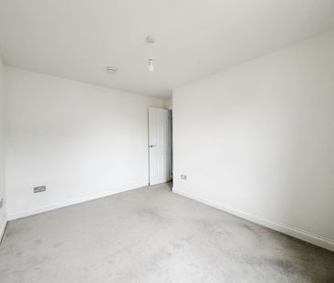 Room in a Shared House, Derrick Road, BS15 - Photo 4