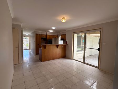 Easy-living - ^tick, Family home - ^tick, Location - ^tick - Photo 2