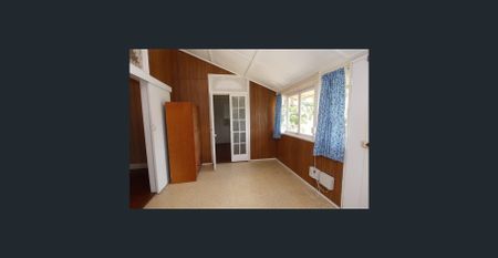 Charming Queenslander in Prime North Ward Location - Photo 3