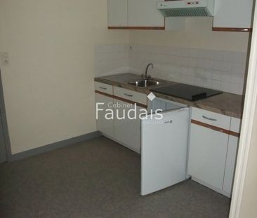 Location Appartement 1 pièce 26m² COUTANCES 50200 - Photo 4