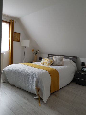 Location Maison 5 pièces 100m² RONCHIN 59790 - Photo 5