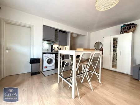 Location Appartement 2 pièces 43m² TOURS 37000 - Photo 4