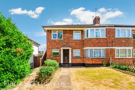 Cavendish Avenue, LONDON - Photo 3