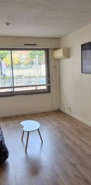 Location appartement 1 pièce 24.53 m² à Toulon (83000) - Photo 1
