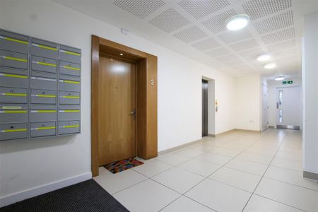 2 bedroom apartment to rent - Photo 2