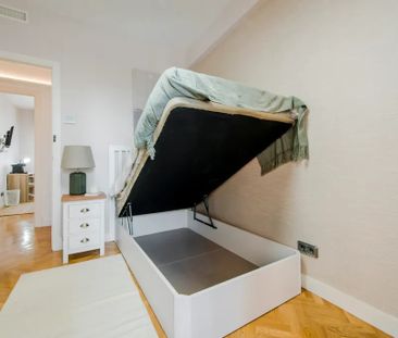 Paseo de la Castellana, Madrid, Community of Madrid 28046 - Photo 3