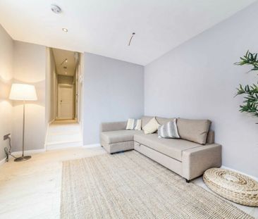 Berrymead Gardens - Photo 1