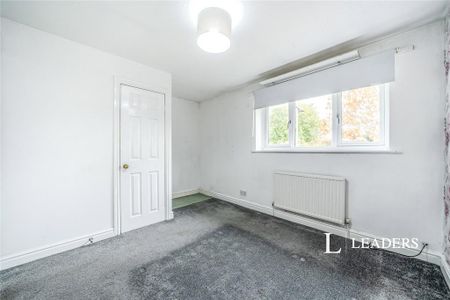 2 bedroom semi-detached house to rent - Photo 3