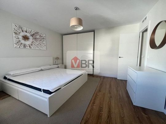 4 room luxury Flat for rent in Valencia, Spain - Photo 1