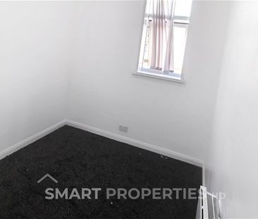 Swan Lane, Lockwood, Huddersfield - Photo 2