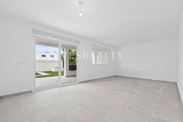 3 room luxury Semidetached House for rent in El Campello, Spain - Photo 1