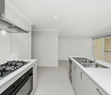 Brand new home with everything you need - Photo 3