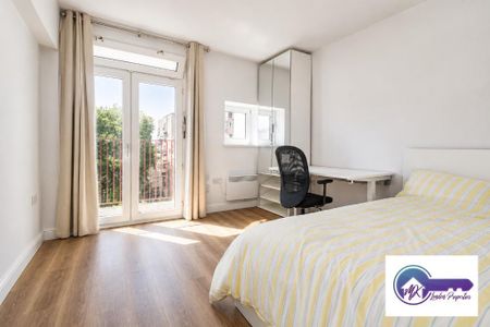 3 Bedroom Flat To Rent - Photo 5