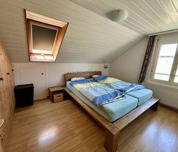 APPARTEMENT DE 5 PIÈCES À GURZELEN (BE), MEUBLÉ, TEMPORAIRE - Photo 3