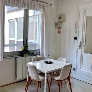 A LOUER - NANTES HYPERCENTRE - Studio de 12,28 m² - Photo 2