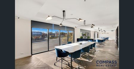 LUXURY APARTMENT! - Photo 2