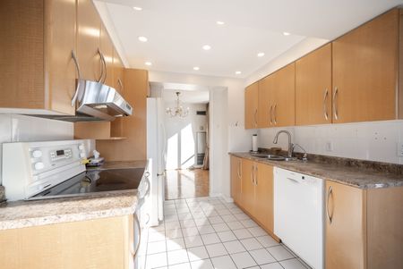 For Lease - 1121 Steeles Avenue Unit# 201, Toronto, Ontario - Photo 5