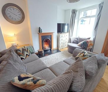 3 bedroom terraced house to rent - Photo 1