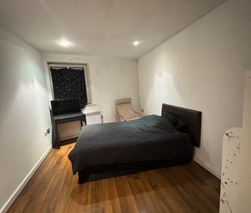 Room in a Shared Flat, Clipper Apartments, SE10 - Photo 1