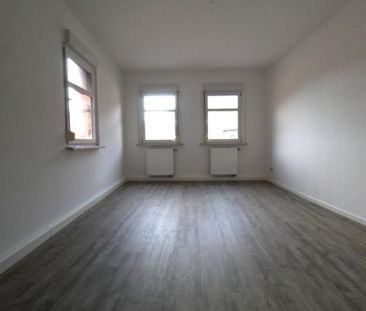 Renovierte, geräumige Wohnung unweit vom Zentrum - Photo 1