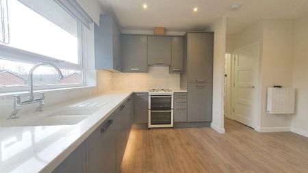 2 bedroom flat to rent - Photo 3