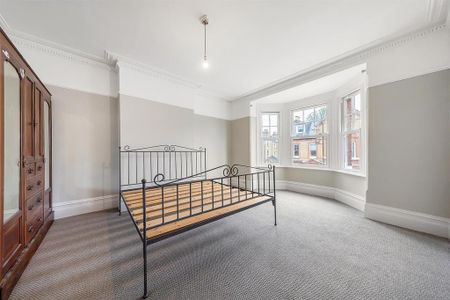 5 bedroom house to rent - Photo 3