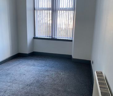 2 Bed Flat, Springhill Gardens, G41 - Photo 3