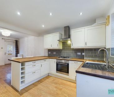 2 bedroom terraced house to rent - Photo 5