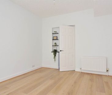 142 Greenville Road, off Grand Parade, BELFAST, BT5 5JY - Photo 6