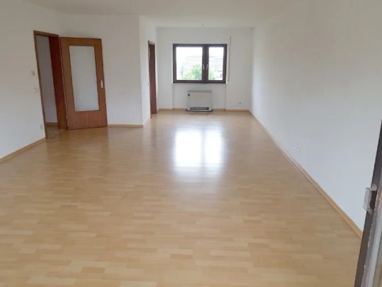 Gepflegte Wohnung im 4-Familienhaus - Foto 1