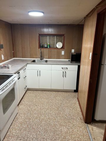 For Lease - 1449 Oxford Street Unit# Basement, London East, Ontario - Photo 3