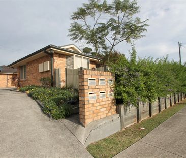Modern 2-Bedroom Villa - Photo 1