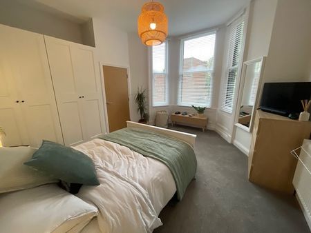 Alexandra Drive, Liverpool, L17 - Photo 5