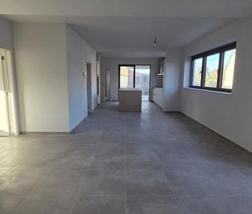 Appartement te huur in Nazareth voor € 1.150 met 2 slaapkamers - Photo 1