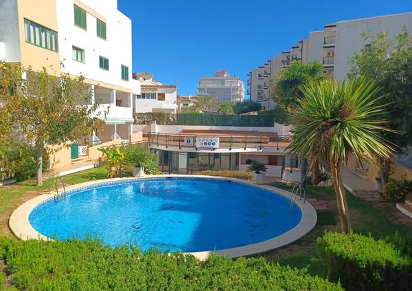 Bungalow for rent with 4 bedrooms in Arenal Javea