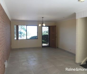 Townhouse in Town!! - Photo 1
